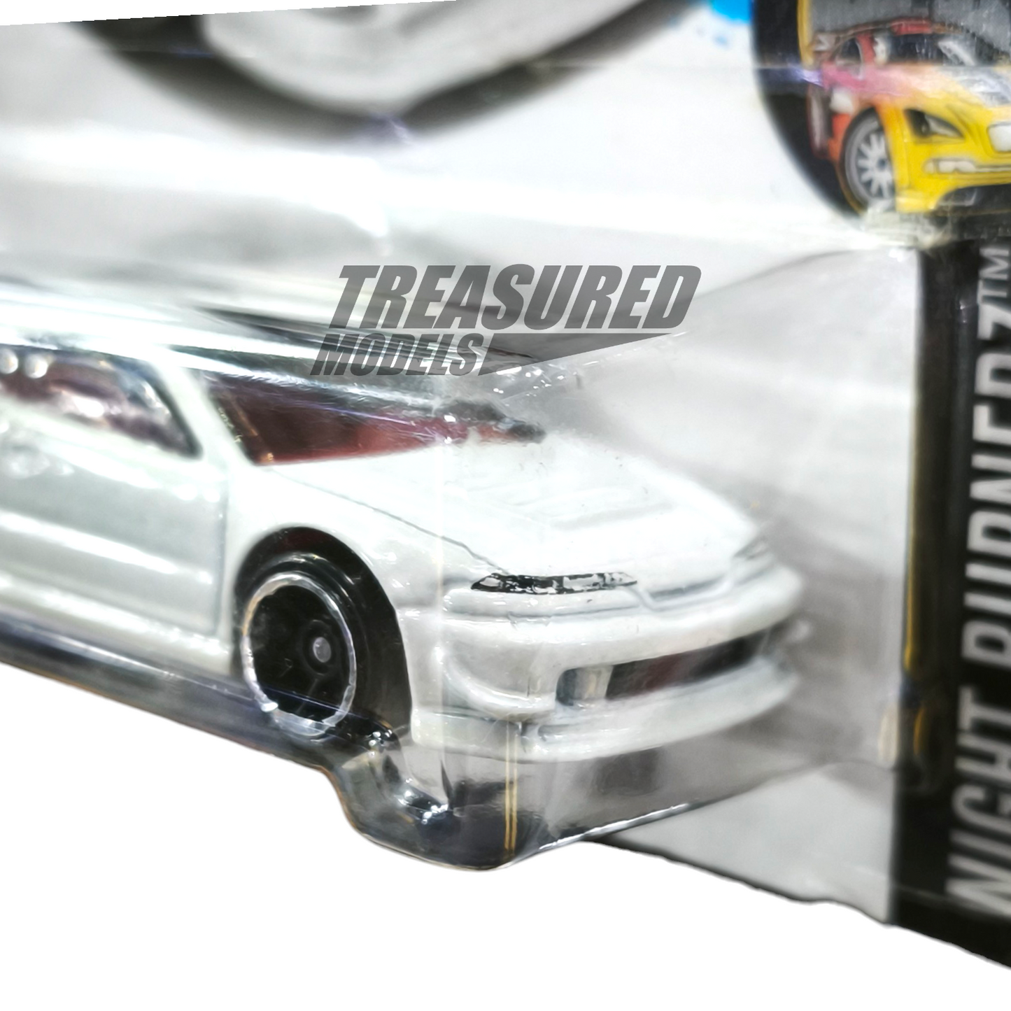 Hot Wheels Acura Custom 01 Integra GSR Pearl White 2016 Main Line Night Burnerz 1/64 Die Cast