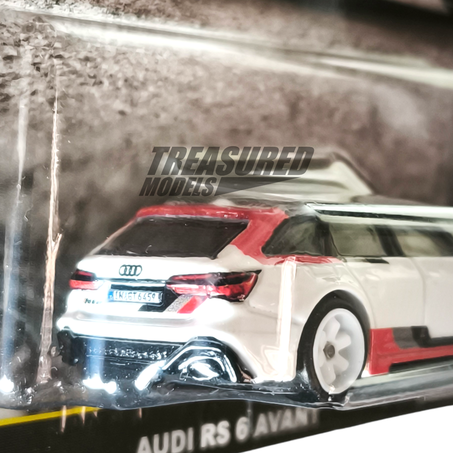 Hot Wheels Audi RS 6 Avant Arkona White 2025 Premium Car Culture Fast Wagons 1/64 Die Cast
