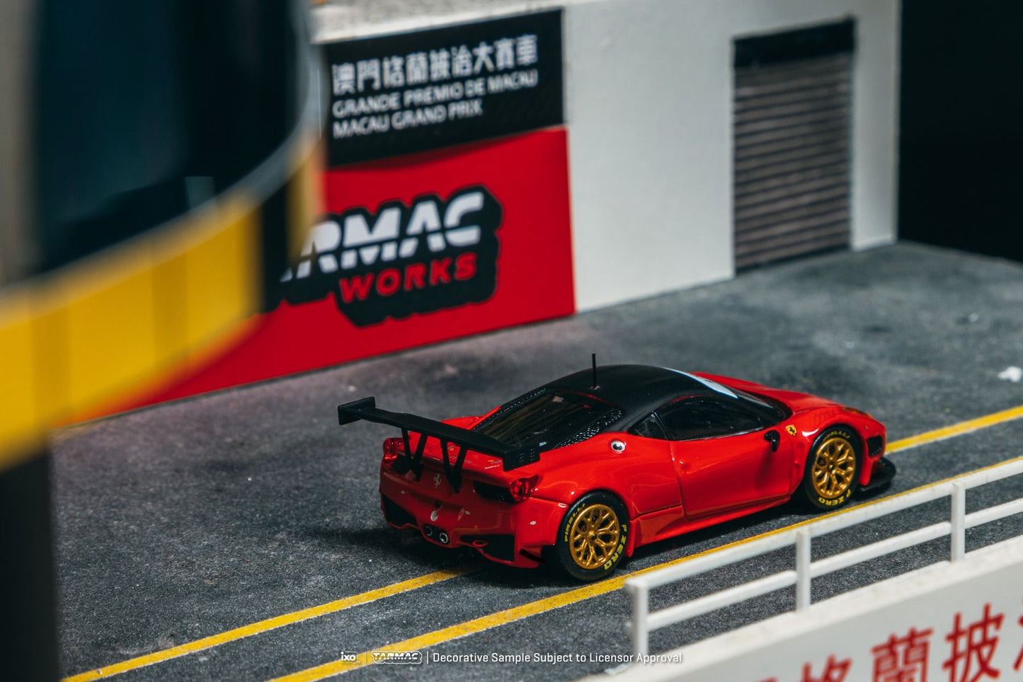 Tarmac Works Ferrari 458 Italia GT3 Red Collaboration w IXO models T64R-073-RE 1/64 Diecast