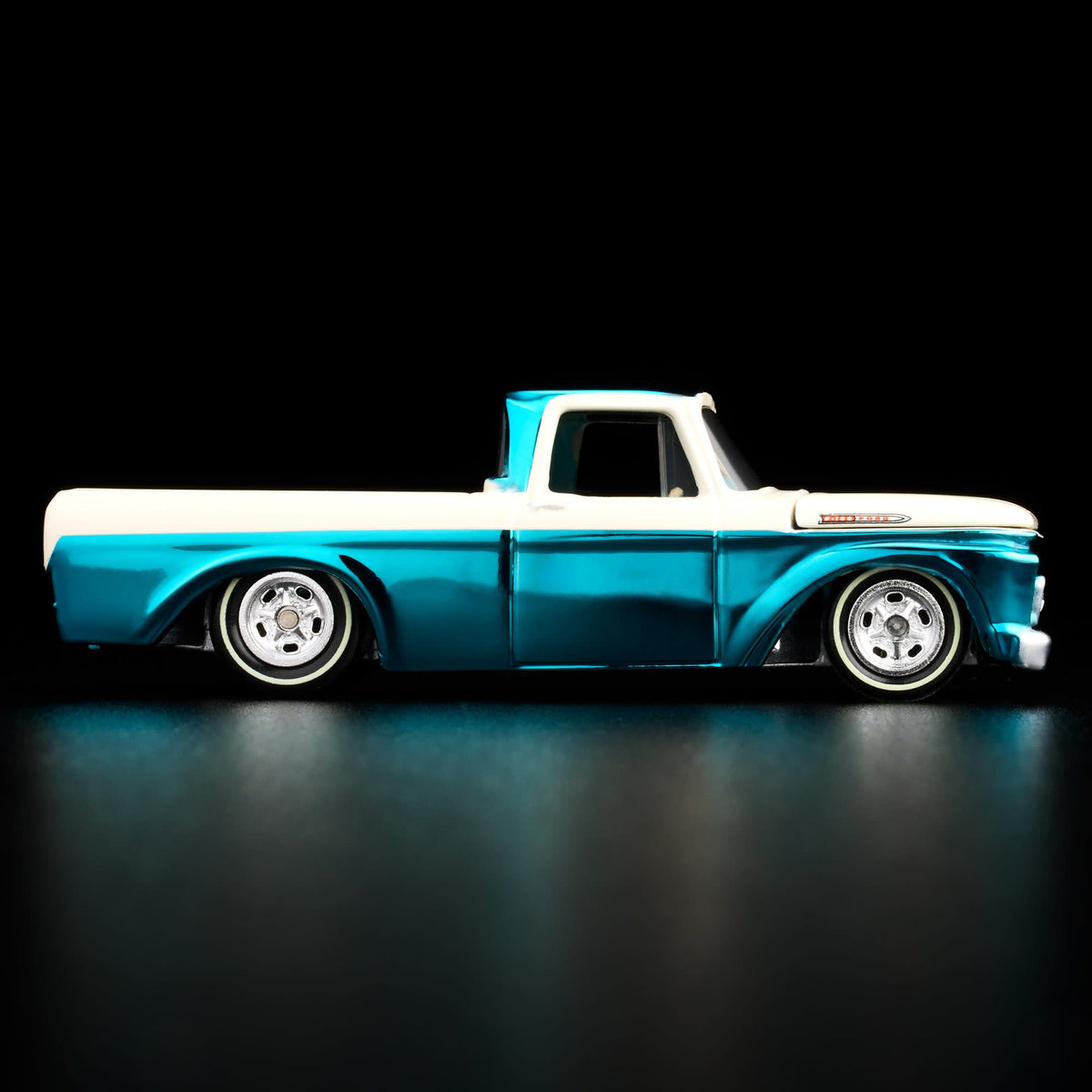 Hot Wheels Ford 1962 F-100 Spectraflame Teal 2026 RLC 1/64 Diecast