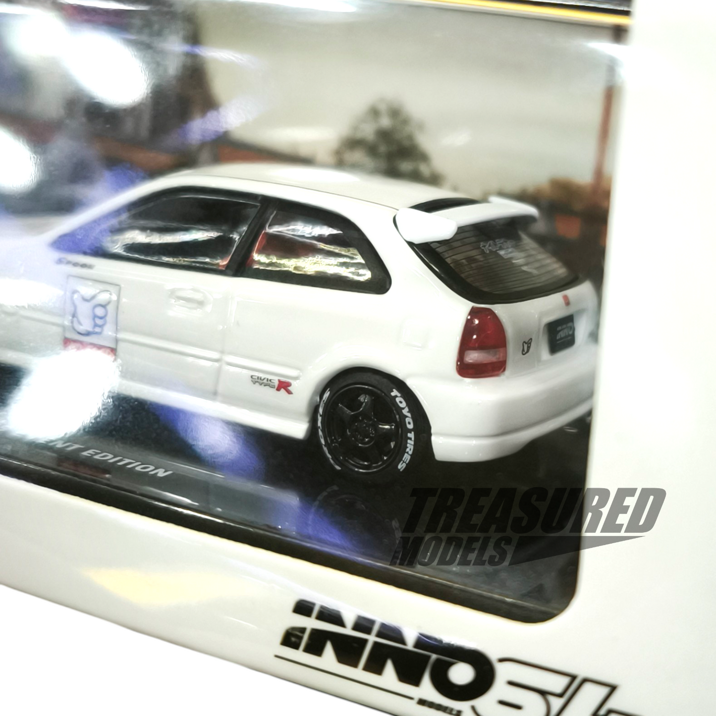 Inno64 Honda Civic Type R EK9 TDE2025 1/64 Die Cast