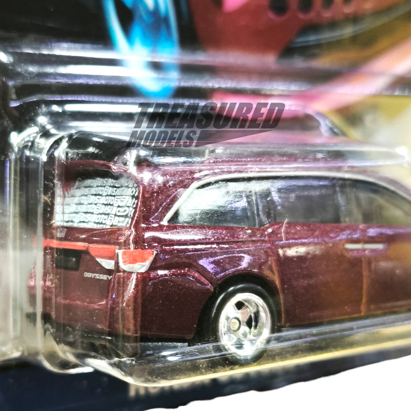 Hot Wheels Honda Odyssey Red 2018 Premium Car Culture Cargo Carriers 1/64 Die Cast