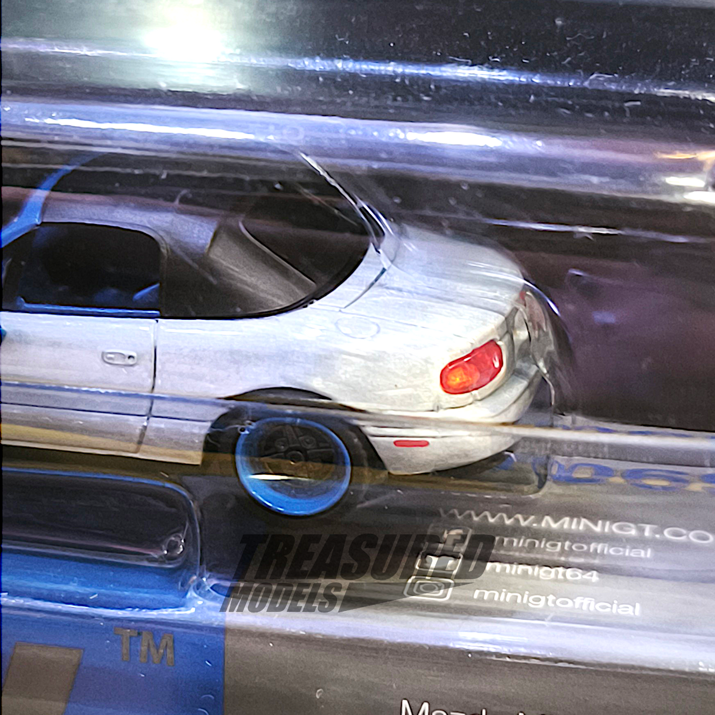 Mini GT CHASE Mazda Miata MX-5 (NA) Tuned Version Dark Blue Blister Packaging MGT01069 1/64 Diecast