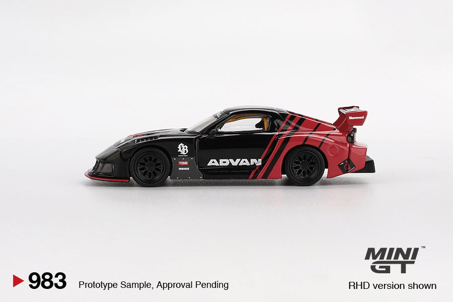 Mini GT Mazda RX-7 LB-Super Silhouette Advan (Blister Packaging) MGT00983 1/64 Die Cast