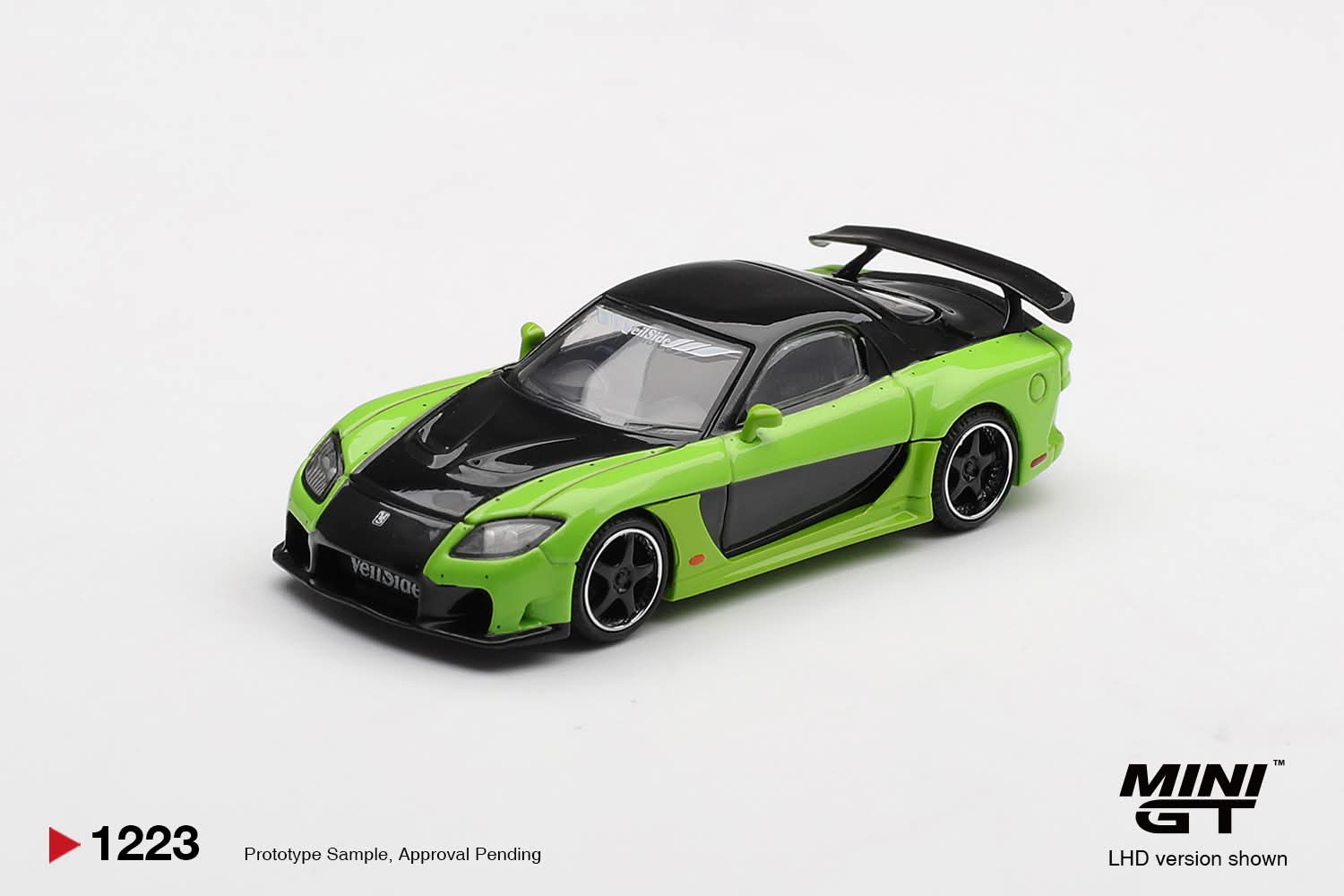 Pre-Order] Mini GT Mazda RX-7 VeilSide Fortune7 Green MGT01223 1