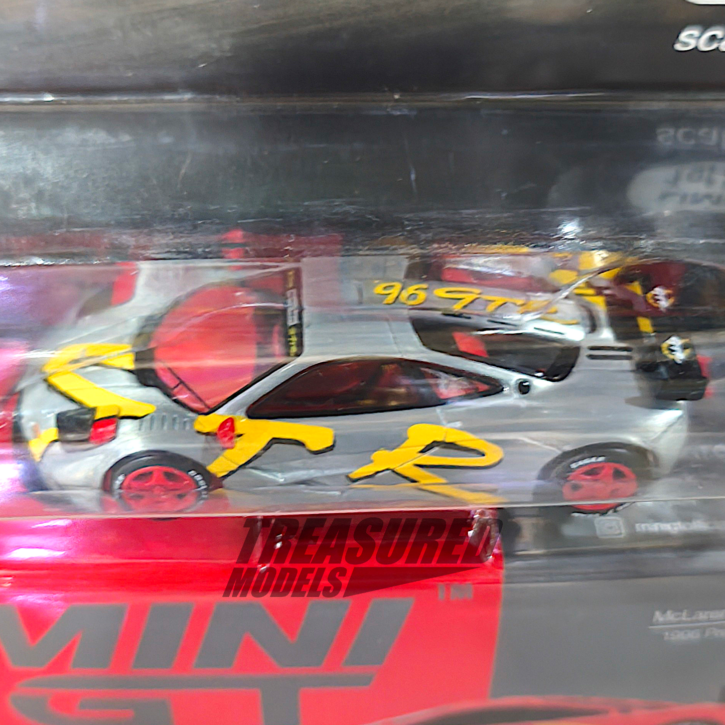 Mini GT CHASE McLaren F1 GTR 1996 Presentation MGT00684 1/64 Diecast