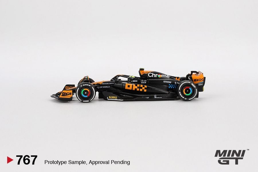 Mini GT McLaren MCL60 #4 Lando Norris 2023 F1 2023 Japanese GP - 2nd Place MGT00767 1/64 Die Cast
