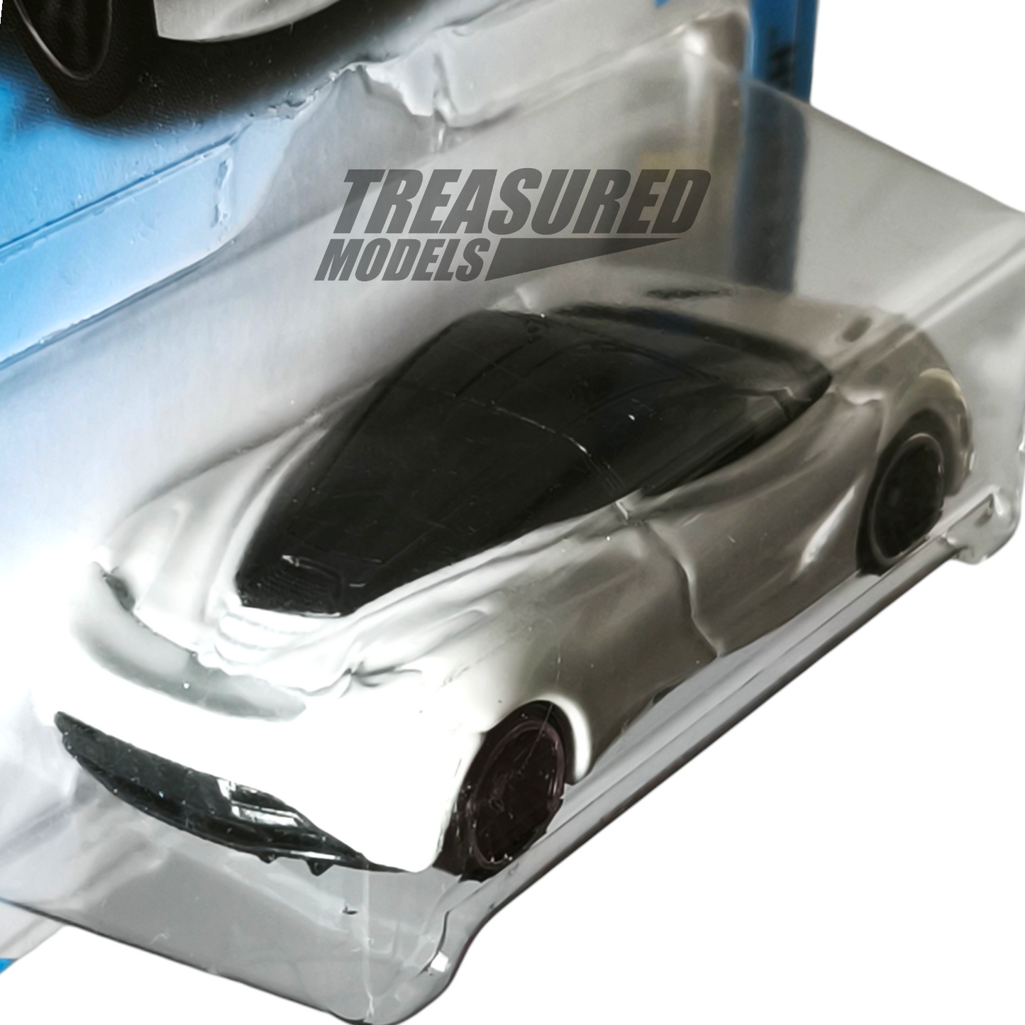 Hot Wheels McLaren 720S Silica White 2018 Main Line Factory Fresh 1/64 Die Cast