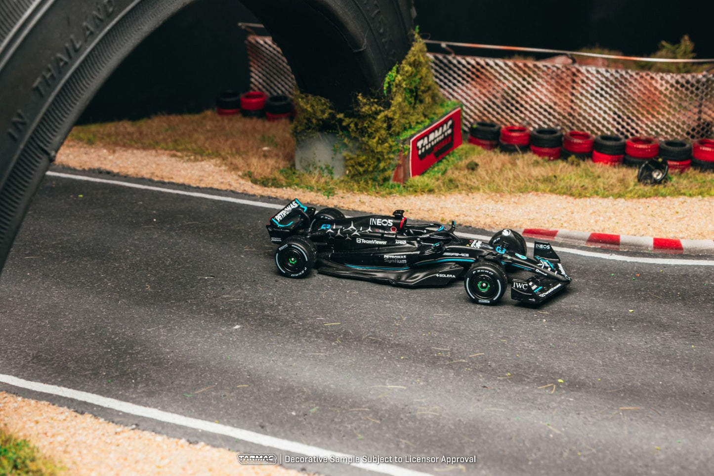 Tarmac Works Mercedes-AMG F1 W14 E Performance Italian Grand Prix 2023 George Russell 63 T64G-F064-GR2 1/64 Diecast