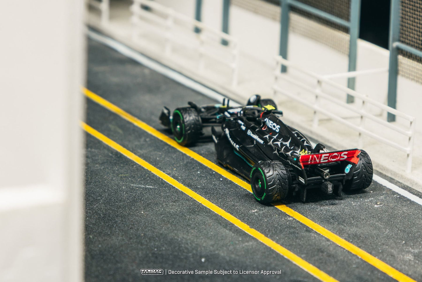 *Pre-Order* Tarmac Works Mercedes-AMG F1 W14 E Performance Monaco Grand Prix 2023 Lewis Hamilton (Collaboration with IXO models) T64G-F064-LH2 1/64 Die Cast