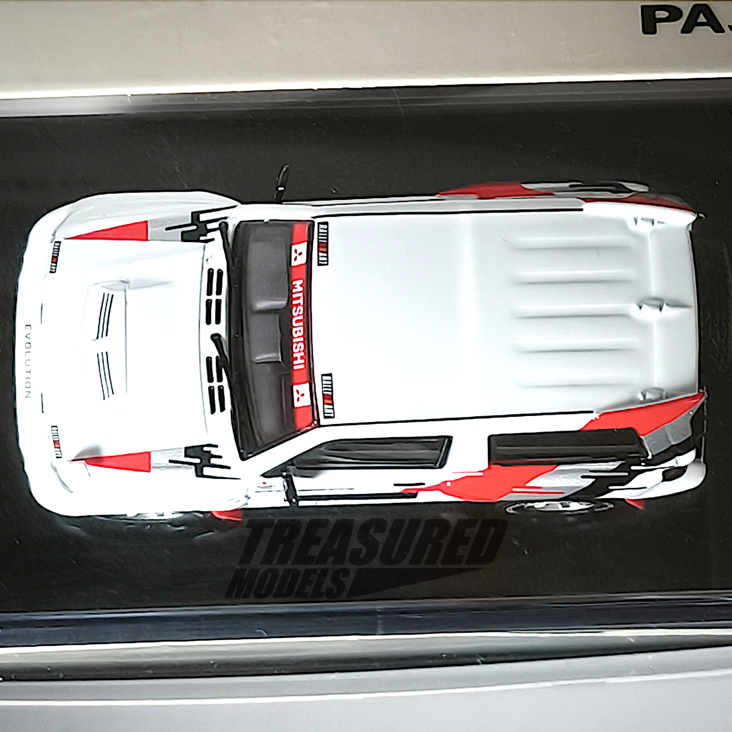 Inno64 Mitsubishi Pajero Evolution Ralliart White IN64-EVOP-RAWHI 1/64 Die Cast