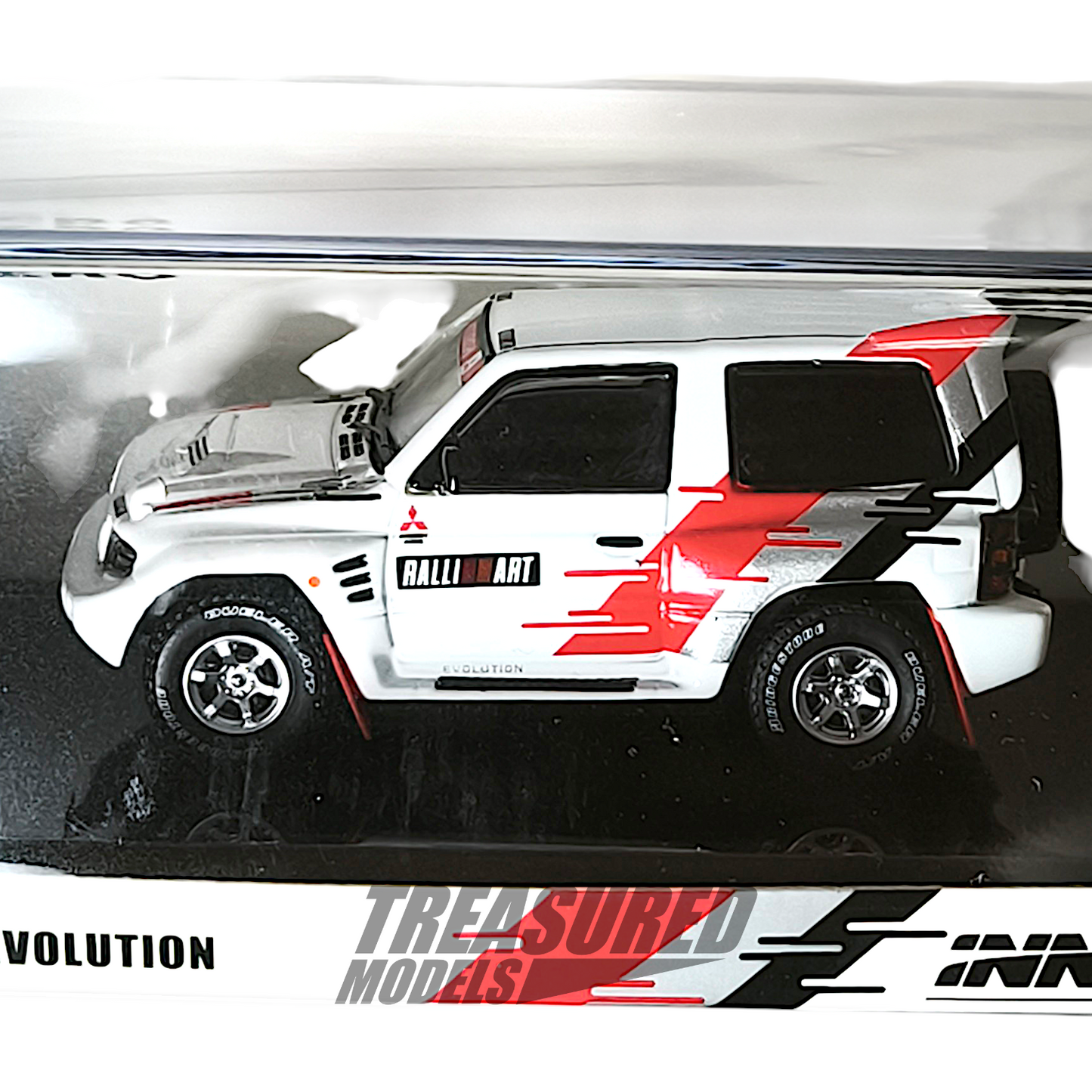 Inno64 Mitsubishi Pajero Evolution Ralliart White IN64-EVOP-RAWHI 1/64 Die Cast