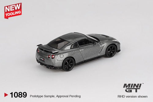 *Pre-Order* Mini GT Nissan GT-R 2013 Dark Metal Gray (NISMO R35 CRS Version) MGT01089 1/64 Die Cast