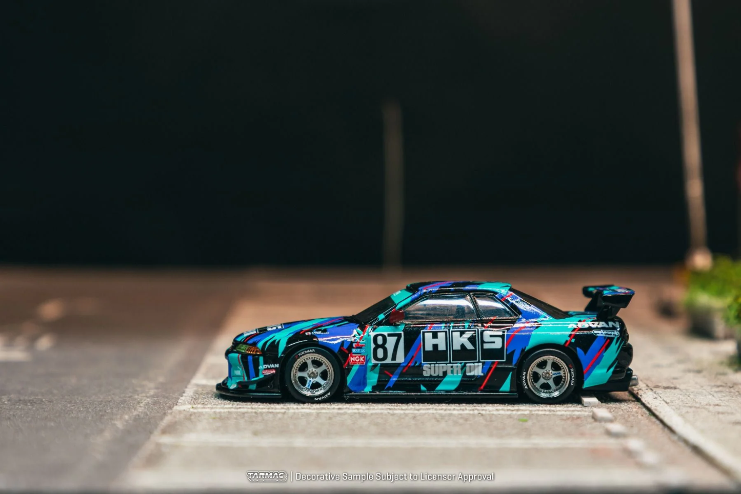 Tarmac Works Nissan Skyline R32 Widebody Jon Sibal HKS T64G-061-HKS 1/64 Diecast