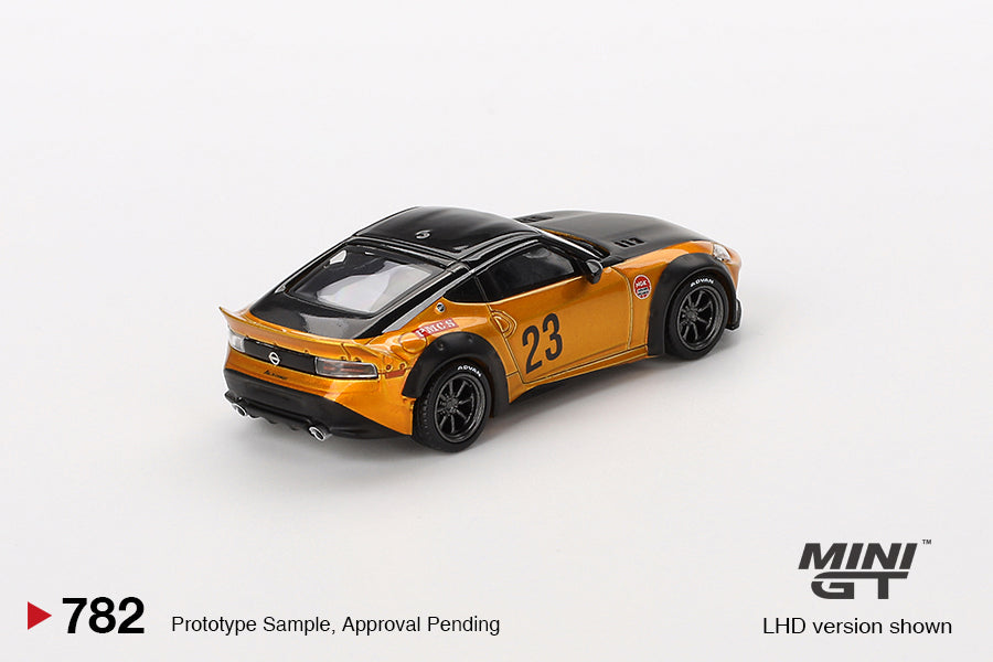 Mini GT Nissan Z LB★NATION WORKS LB Gold MGT00782 1/64 Die Cast