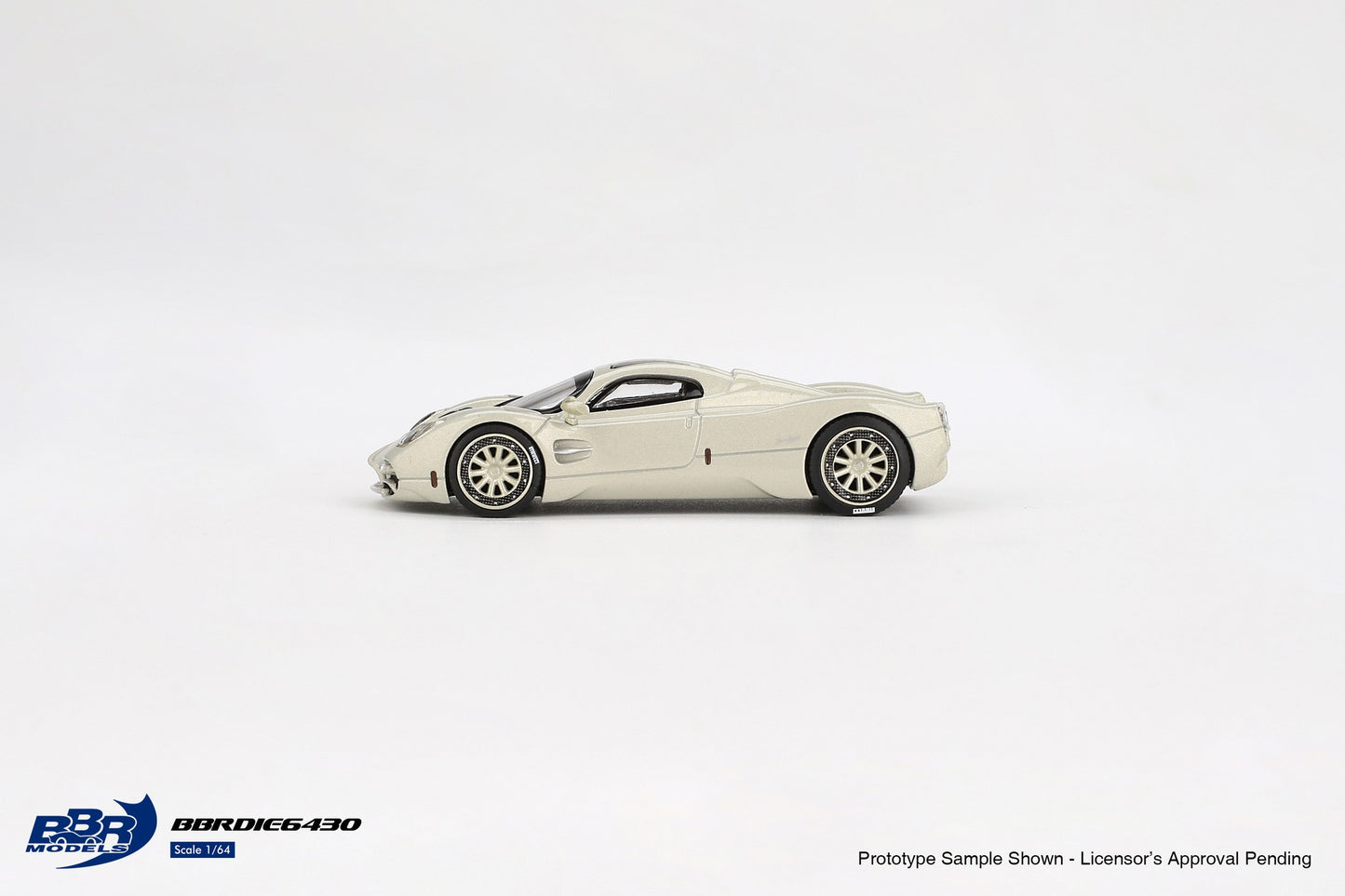 BBR Pagani Utopia Presentation Grigio Rinascimento BBRDIE6430 1/64 Die Cast