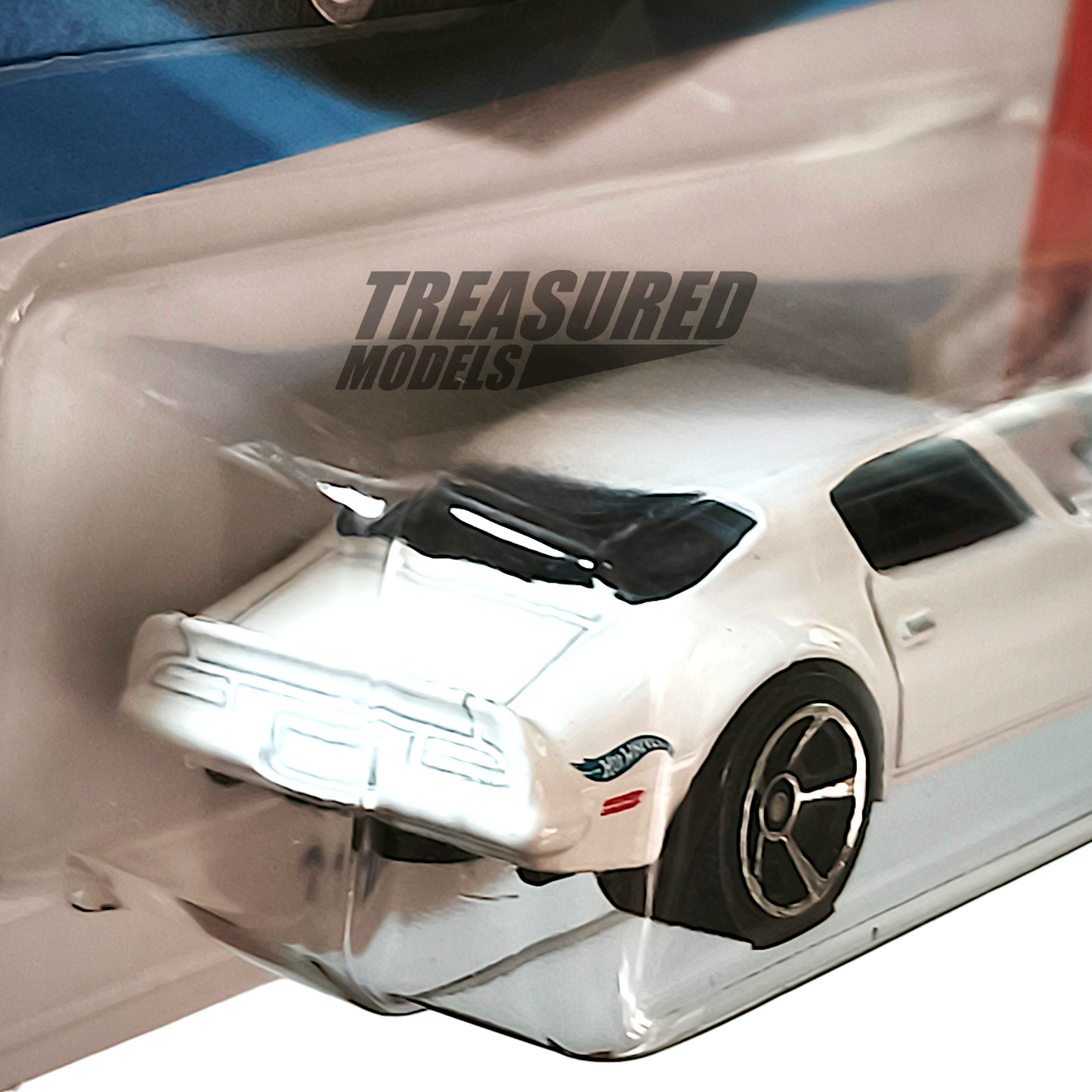 Hot Wheels Pontiac 73 Firebird White 2025 Main Line Muscle Mania 1/64 Diecast