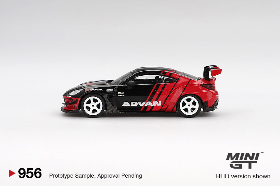 Mini GT Toyota GR86 HKS TYPE R ADVAN 2022 Tokyo Auto Salon MGT00956 1/64 Die Cast