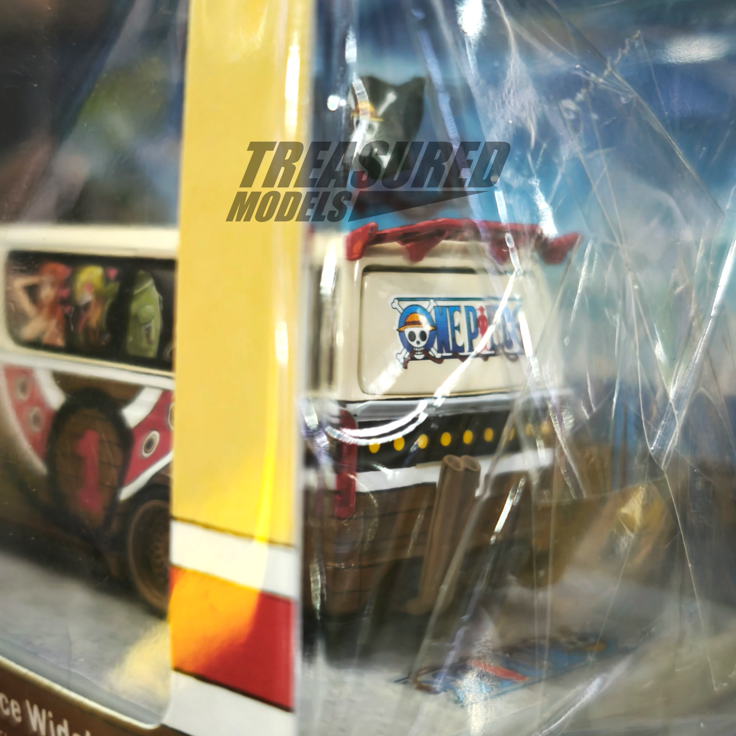 Tarmac Works Toyota Hiace Widebody One Piece Thousand Sunny 1/64 Die Cast