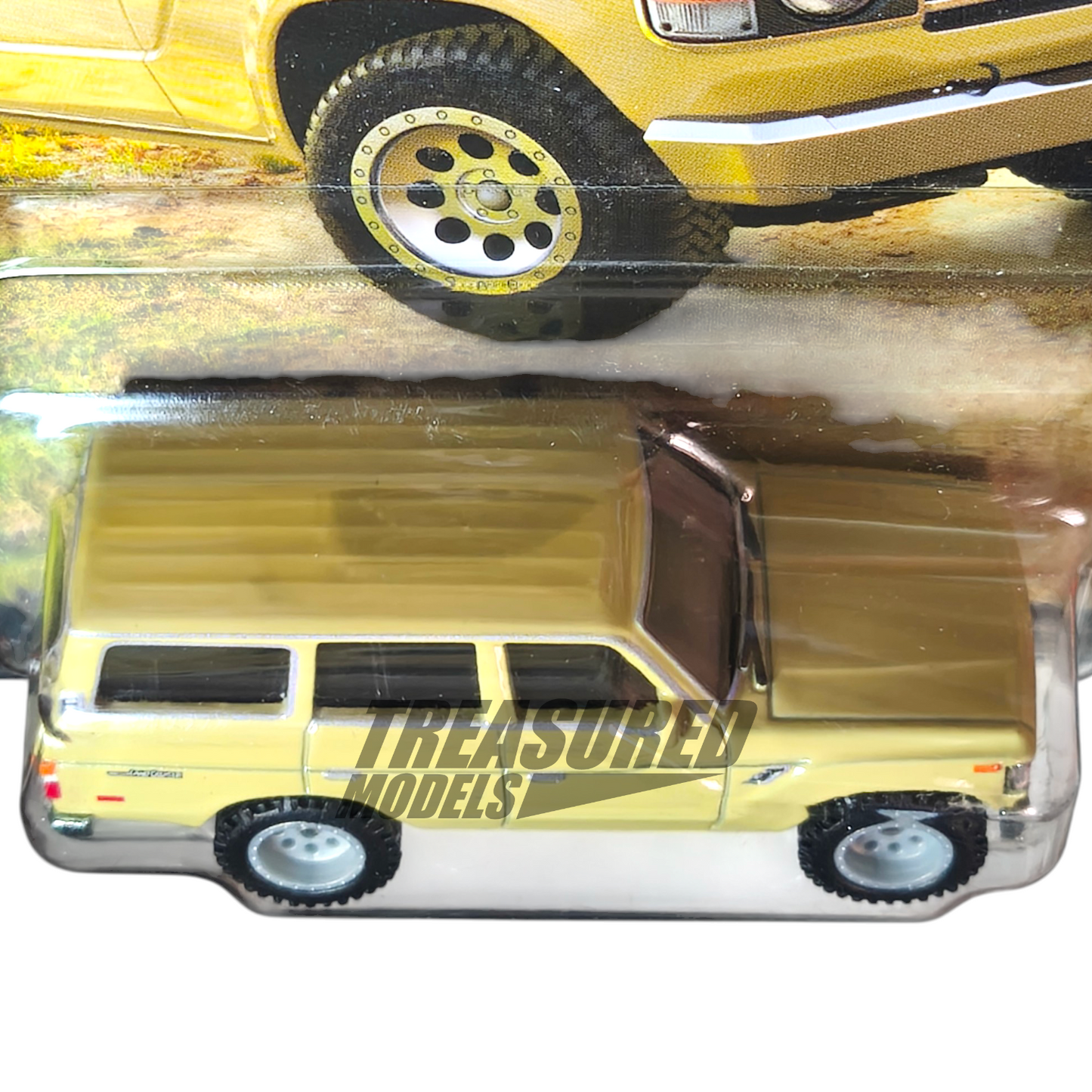 Hot Wheels Toyota Land Cruiser FJ60 Tan 2023 Premium Fast & Furious 1/64 Die Cast