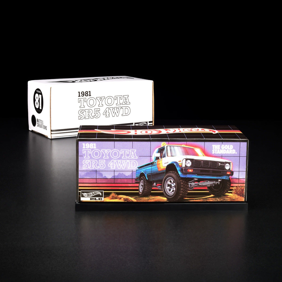 HOT WHEELS Toyota SR5 Hilux 4WD 1981 Spectraflame Ice Blue RLC 1/64 Diecast
