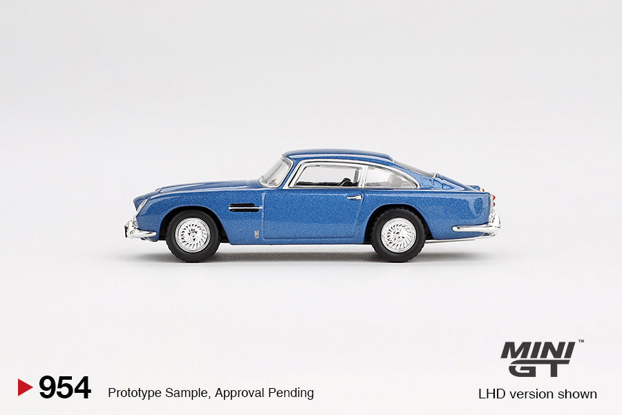 Mini GT Aston Martin DB5 Sierra Blue MGT00954 1/64 Diecast