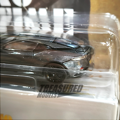 Mini GT Aston Martin DBS 007 Edition MGT01008 1/64 Diecast