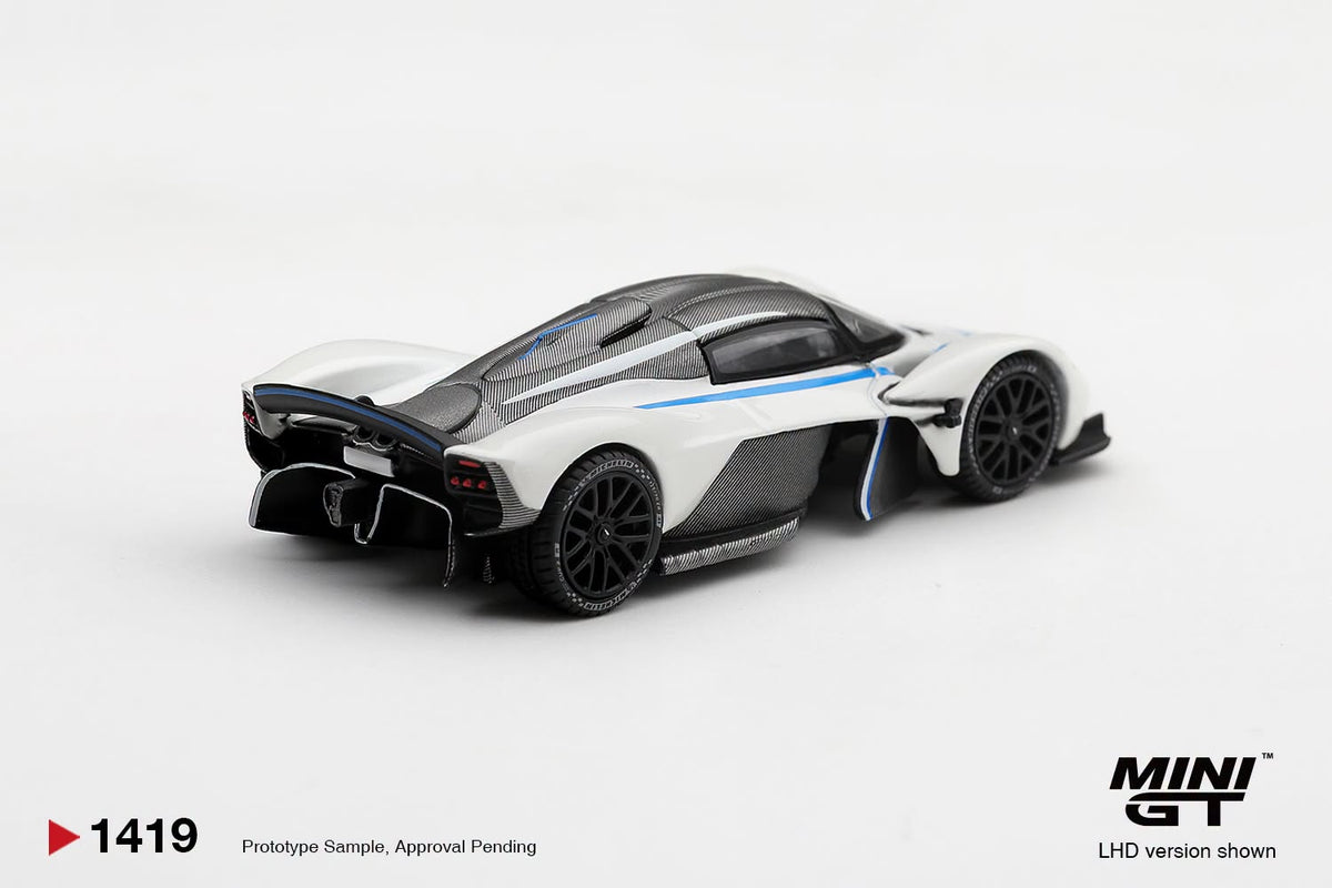[PRE-ORDER] MINI GT Aston Martin Valkyrie Escaping White MGT01419 1/64 Diecast