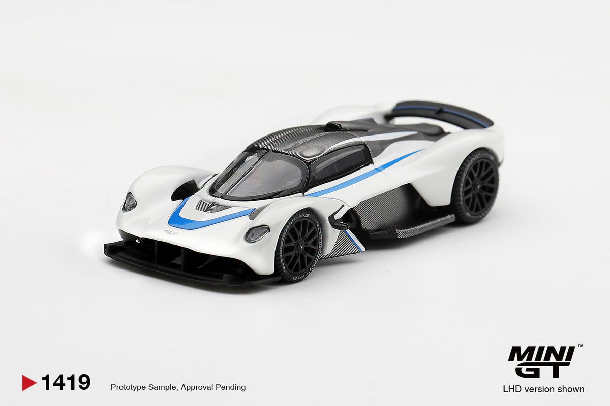 [PRE-ORDER] MINI GT Aston Martin Valkyrie Escaping White MGT01419 1/64 Diecast