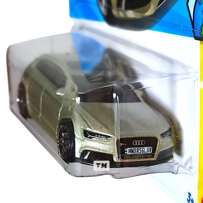 Hot Wheels Audi 17 RS 6 Avant Metalflake Champagne 2026 Basic 1/64 Diecast