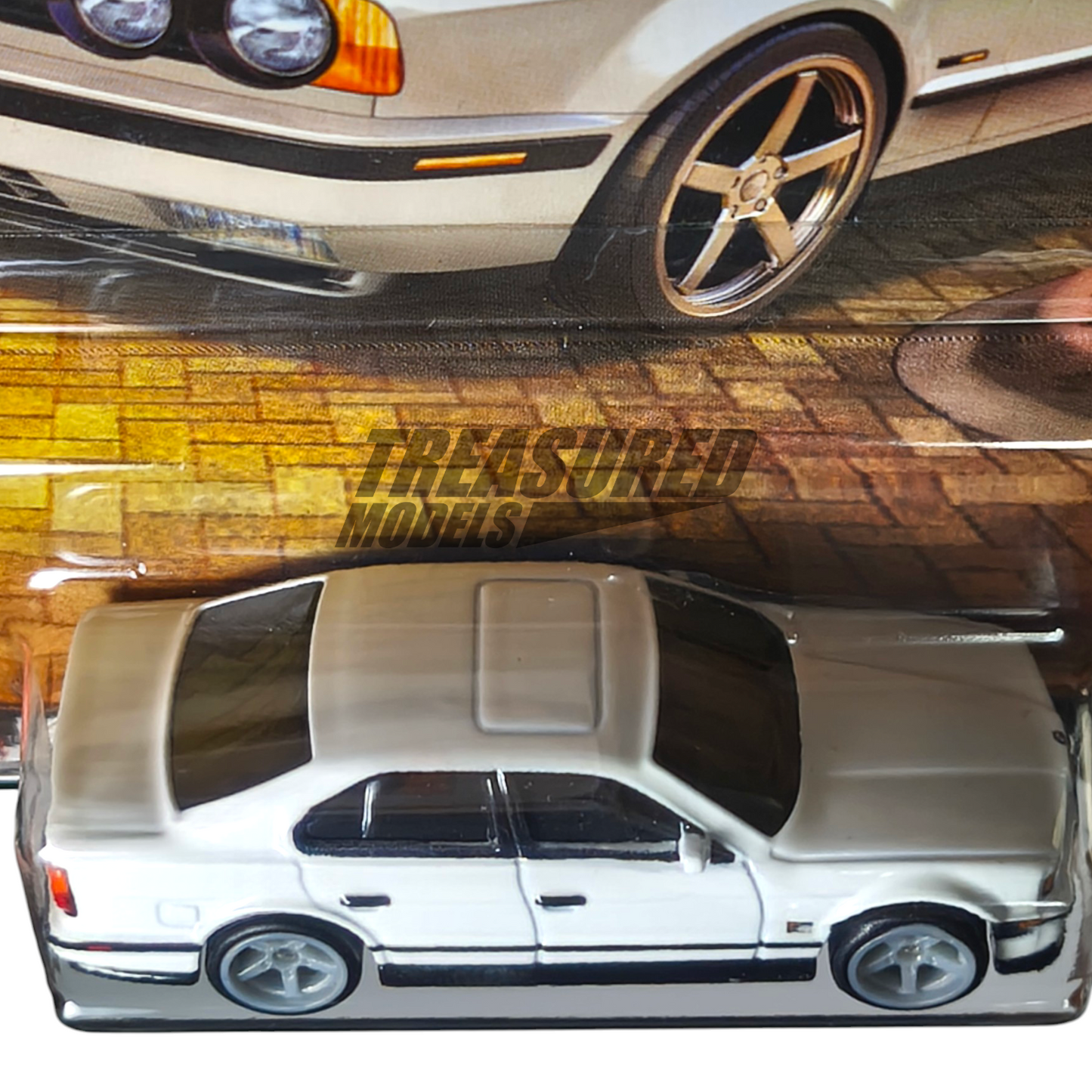 Hot Wheels BMW 1991 M5 White 2025 Premium Boulevard 1/64 Die Cast