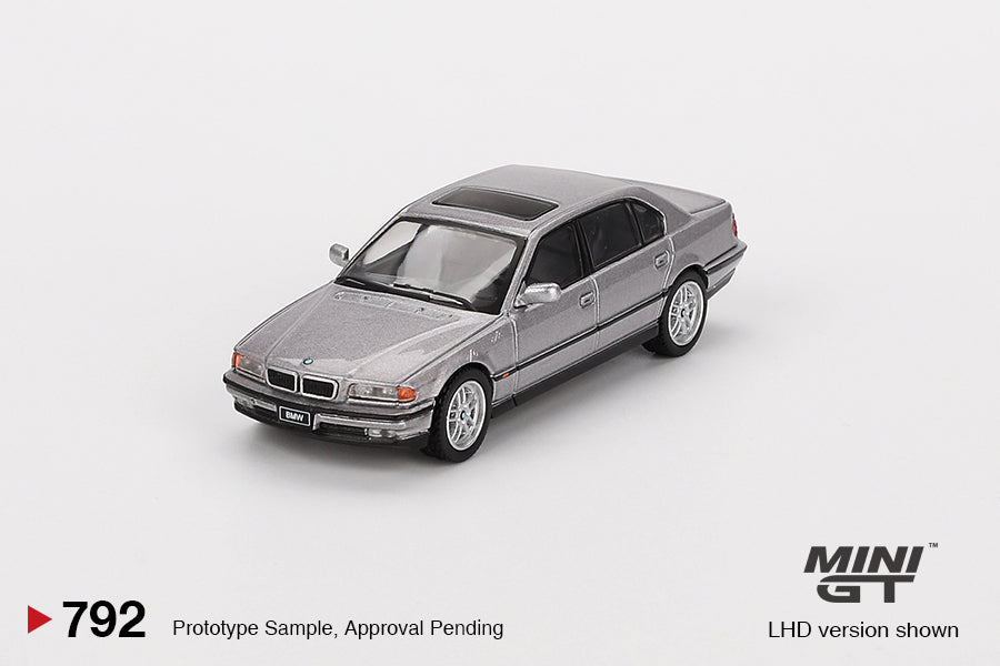 Mini GT BMW 750IL Aspen Silver Metallic Blister Packaging MGT00792 1/64 Diecast