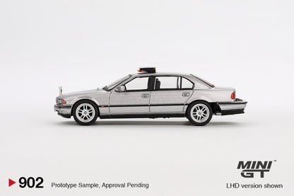 Mini GT BMW 750IL Tomorrow Never Dies Japanese Version MGT00902 1/64 Diecast