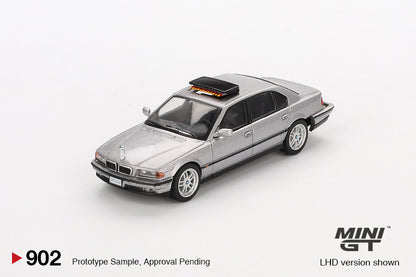 Mini GT BMW 750IL Tomorrow Never Dies Japanese Version MGT00902 1/64 Diecast