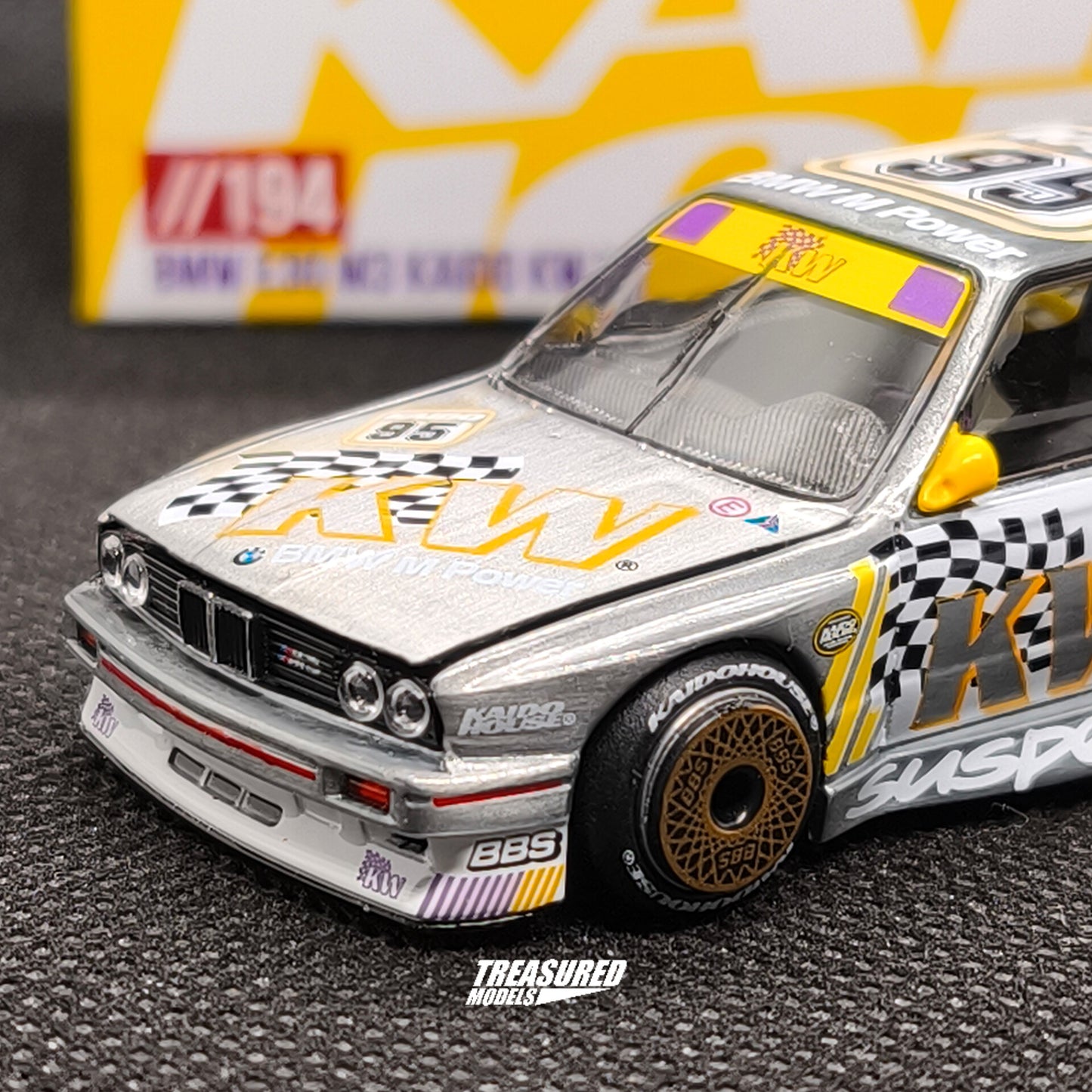 CHASE! Kaido House BMW M3 Kaido KW V1 Chase KHMG194 1/64 Diecast