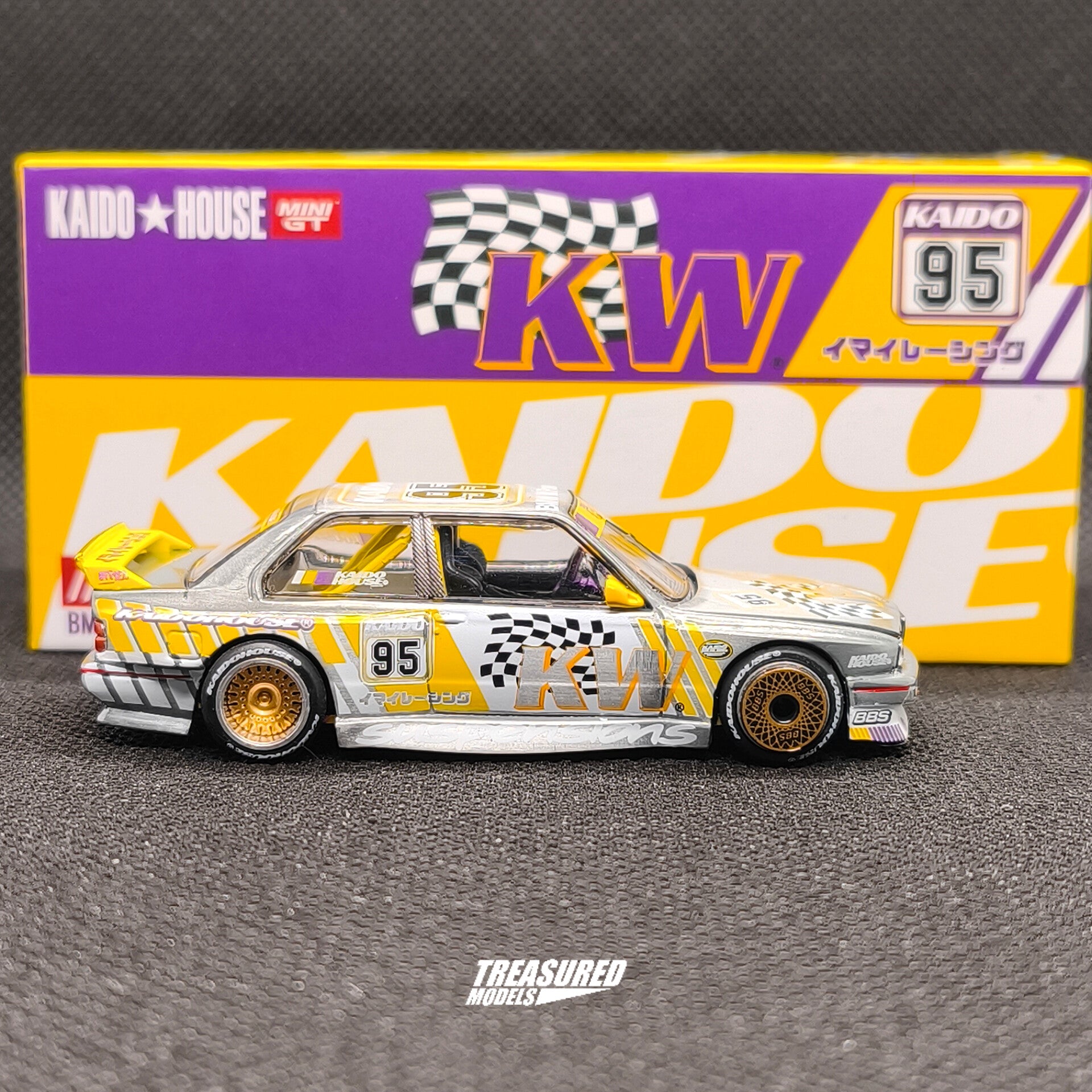 CHASE! Kaido House BMW M3 Kaido KW V1 Chase KHMG194 1/64 Diecast