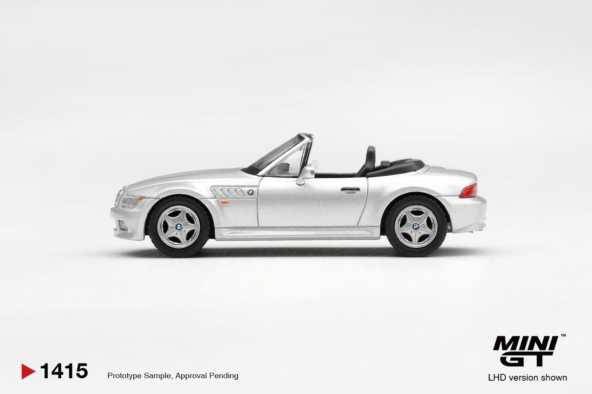 [PRE-ORDER] MINI GT BMW Z3 Titanium Silver MGT01415 1/64 Diecast