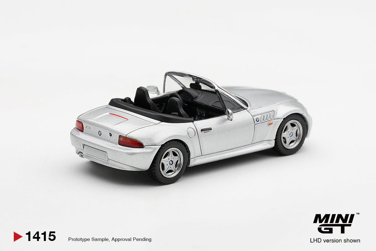 [PRE-ORDER] MINI GT BMW Z3 Titanium Silver MGT01415 1/64 Diecast