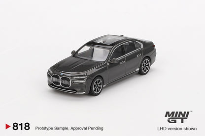 Mini GT BMW i7 xDrive60 Dravit Grey MGT00818 1/64 Die Cast