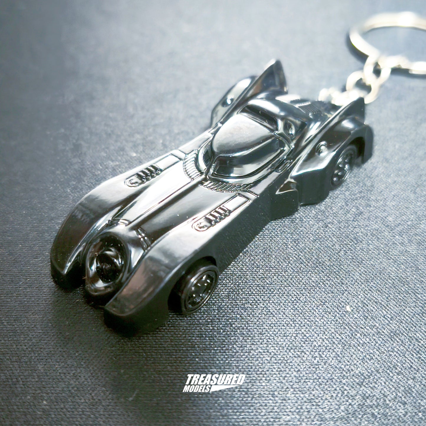 Batman Batmobile Key Chain Die Cast 1/64