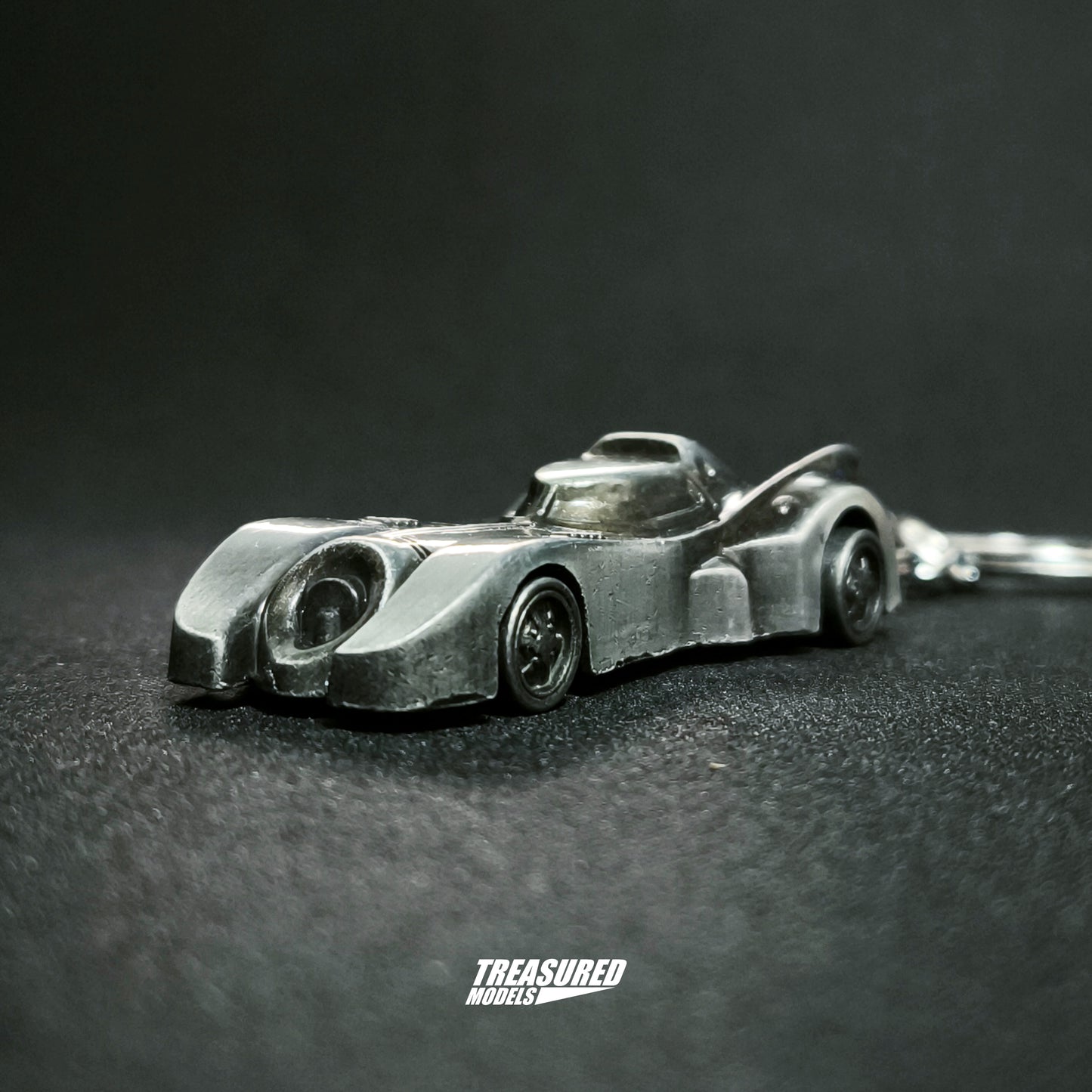 Batman Batmobile Key Chain Die Cast 1/64