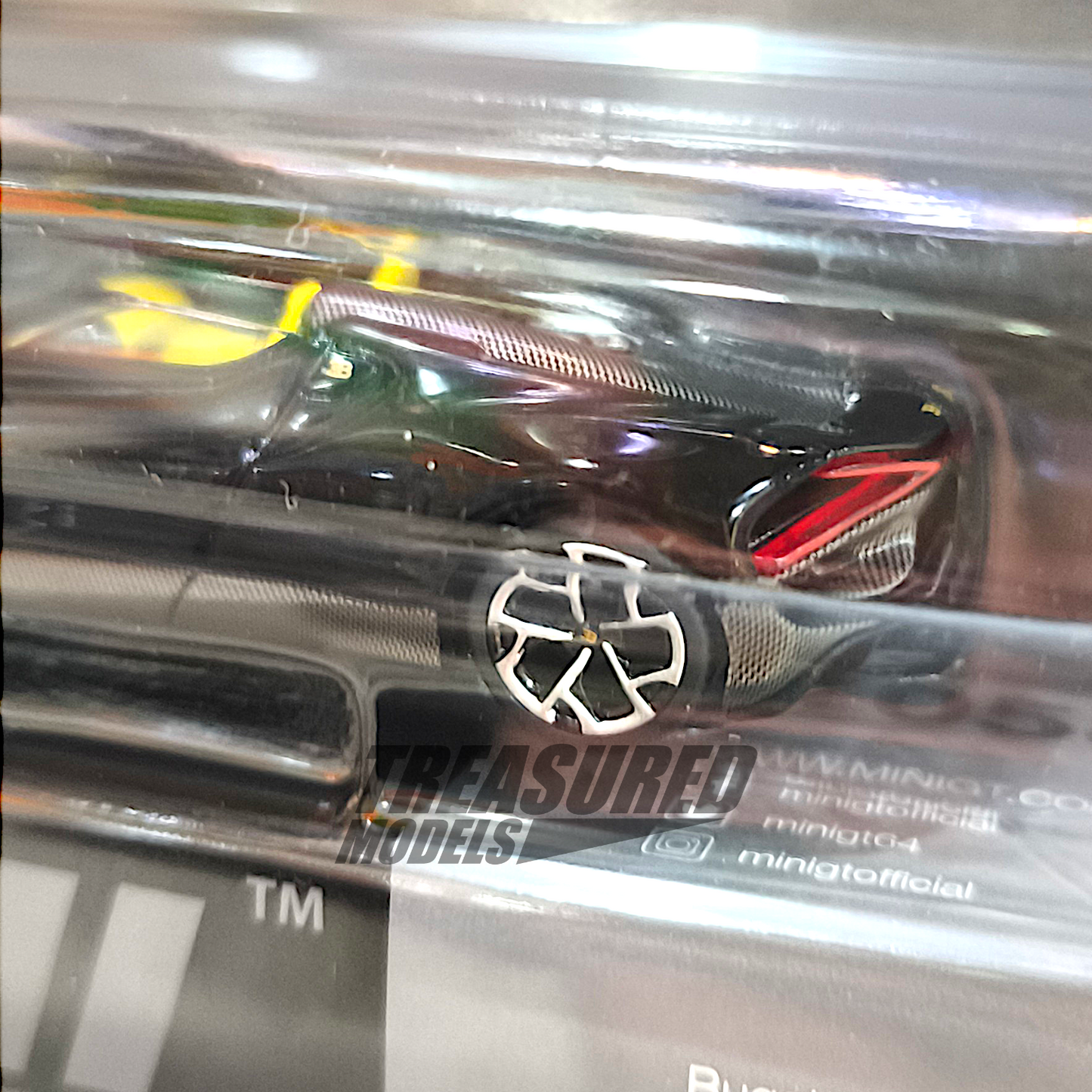 Mini GT Bugatti W16 Mistral Black Blister Packaging MGT01058 1/64 Die Cast