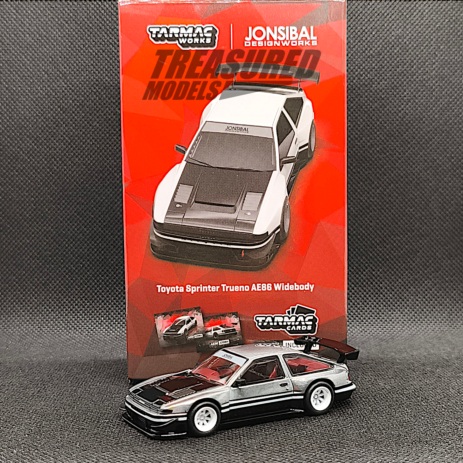 [Chase] Tarmac Works Toyota Sprinter Trueno AE86 Widebody White Black with Tarmac Cards - Designed by Jon Sibal T64G-060-WB