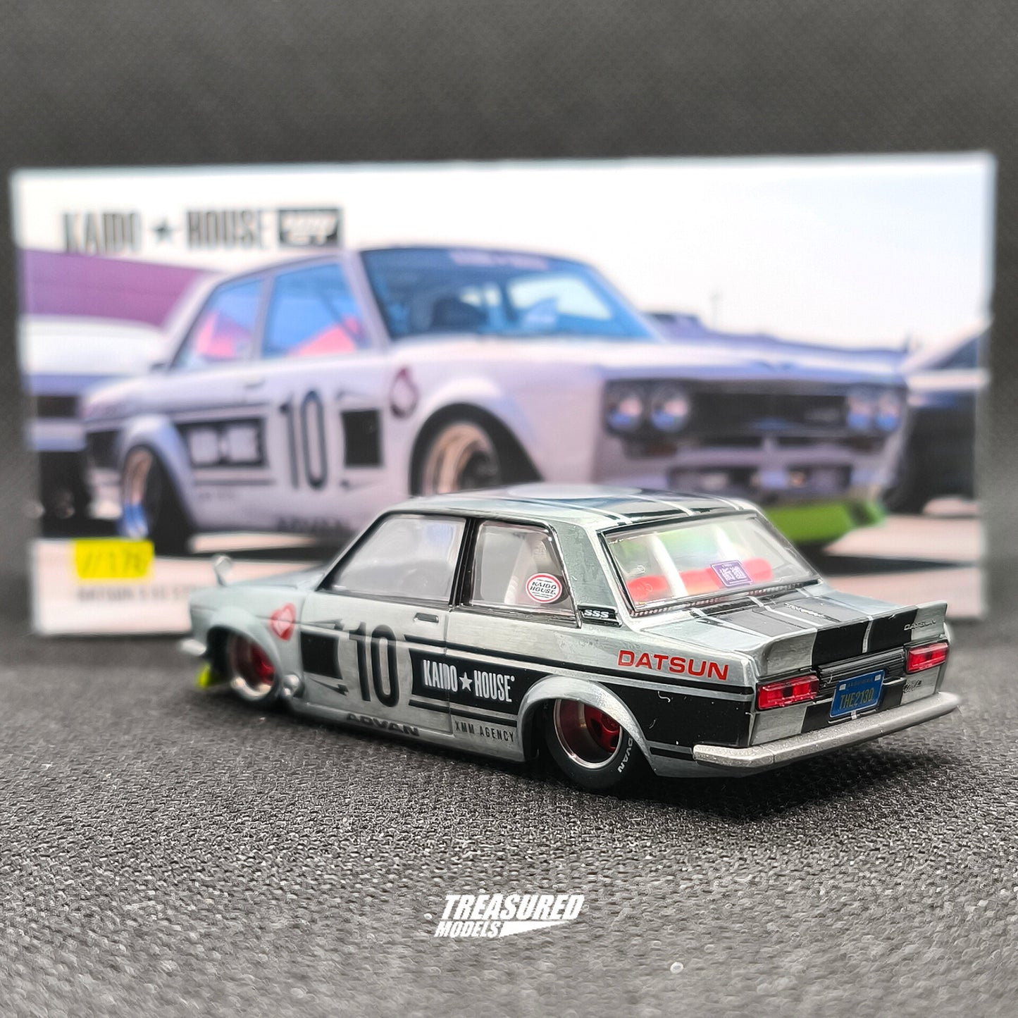 Kaido House CHASE Datsun 510 Street Team XMM V1 KHMG176 1/64 Diecast