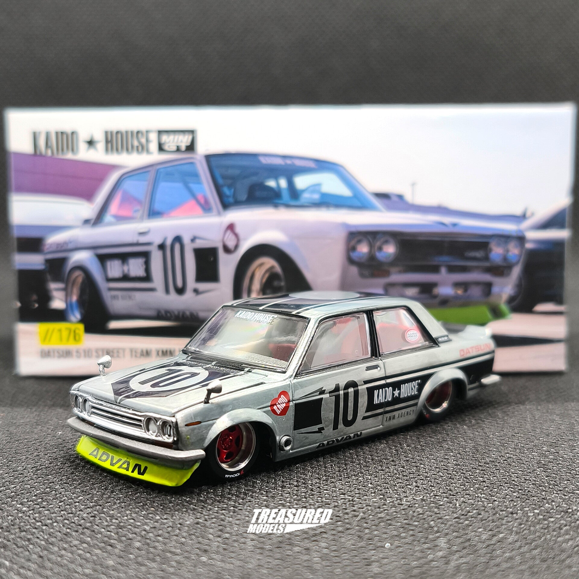 Kaido House CHASE Datsun 510 Street Team XMM V1 KHMG176 1/64
