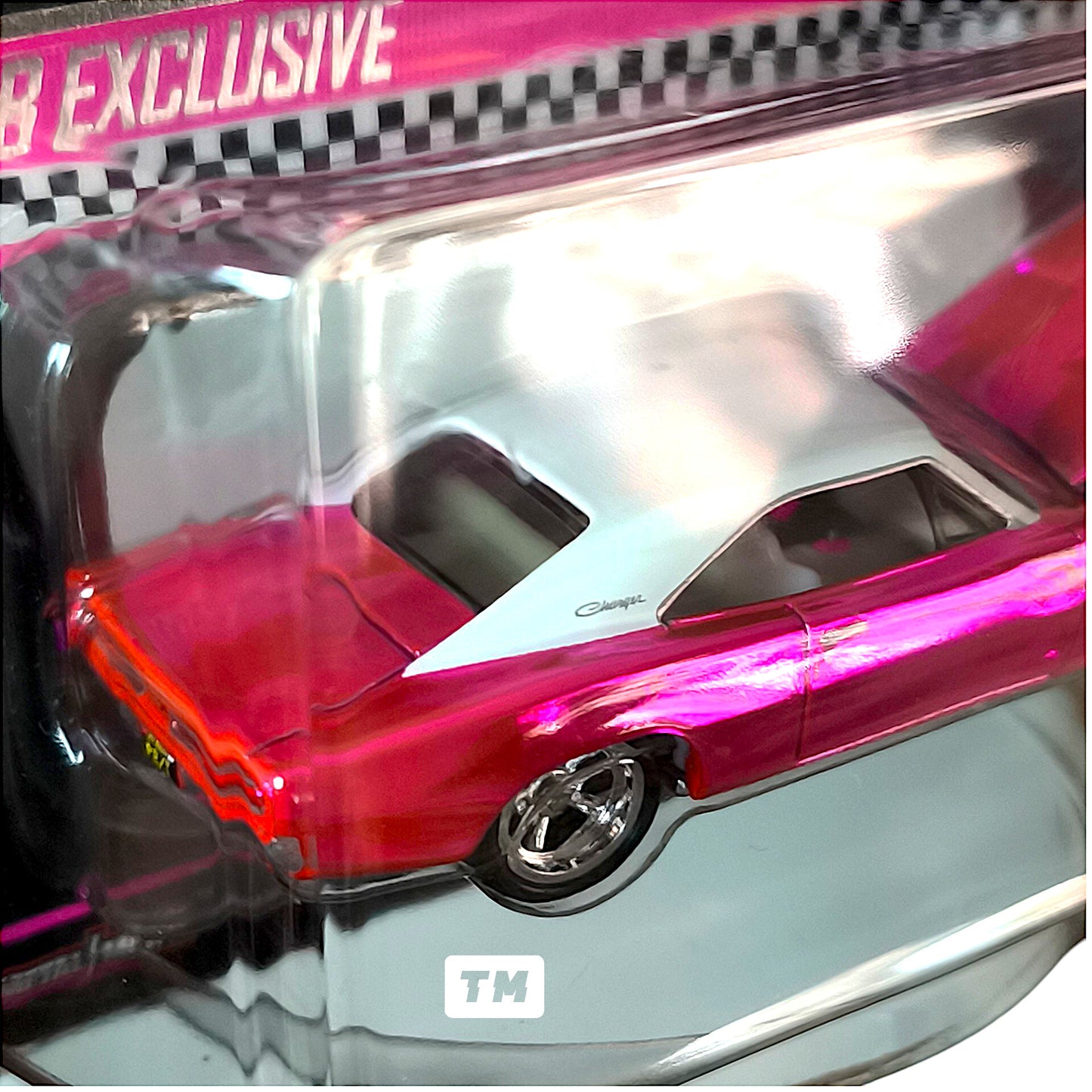 Hot Wheels Dodge 1969 Charger RT Pink 2025 Premium RLC 1/64 Die Cast
