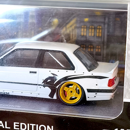 CM Model E30 Pandem V1 White Malaysia Special Edition TMCS 2026 CM64-E30-TMCS26 1/64 Diecast