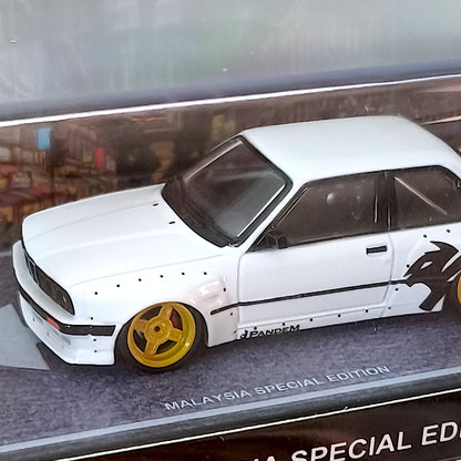 CM Model E30 Pandem V1 White Malaysia Special Edition TMCS 2026 CM64-E30-TMCS26 1/64 Diecast
