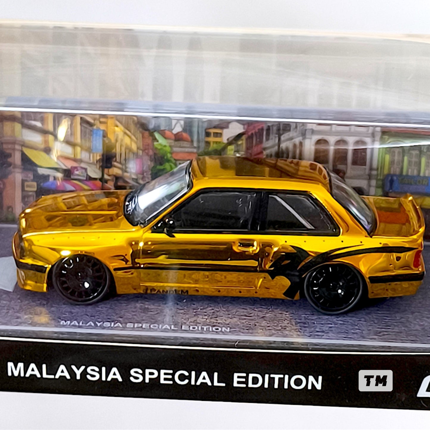 CHASE! CM Model E30 V1 Pandem Chrome Gold Malaysia Special Edition MDX 2026 CM64-E30-MDX26