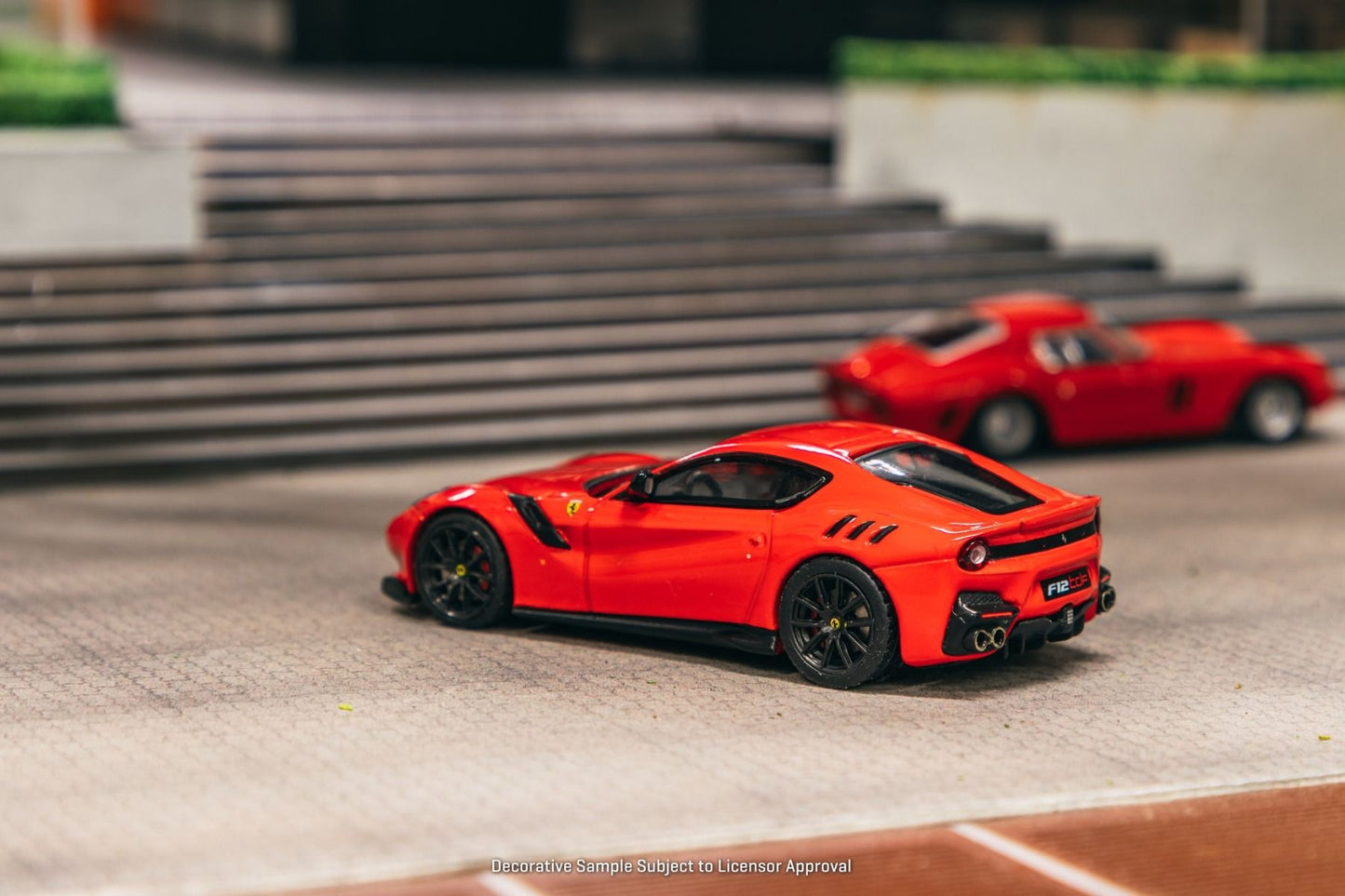 Tarmac Works Ferrari F12 TDF 2015 Ferrari GT Magazine Asia Edition Issue No.5 English Version (Model car+magazine) IXC.FSD.FE.005 1/64 Diecast